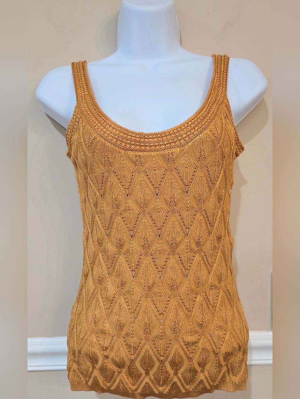 NWT White House Black Market Honey Citrine Knit Tank Top - Size XXS (Stretchy)